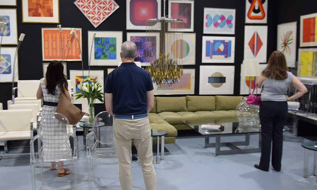 Live Art and Design Auction Event at Palm Beach Modern Auctions